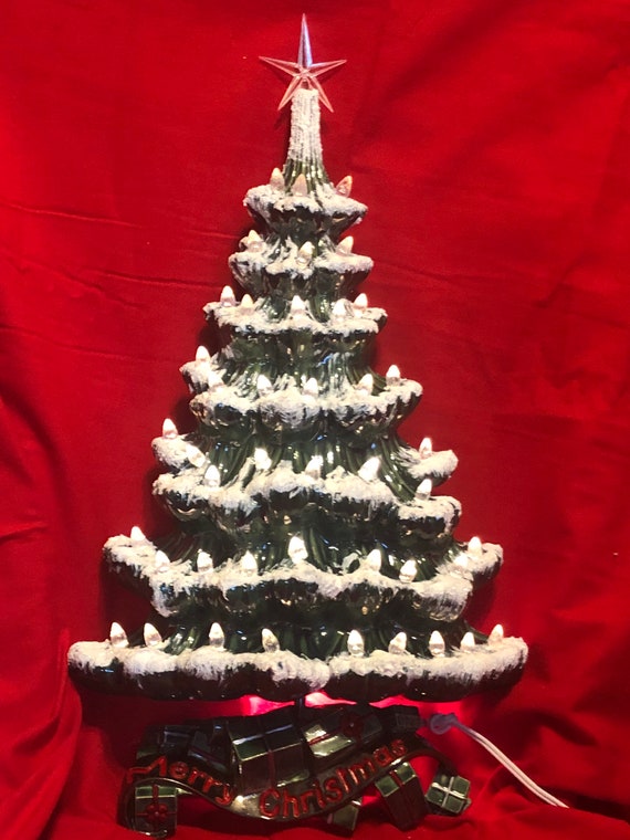 Rare Atlantic Molds Ceramic Christmas Tree Wall Hanging With