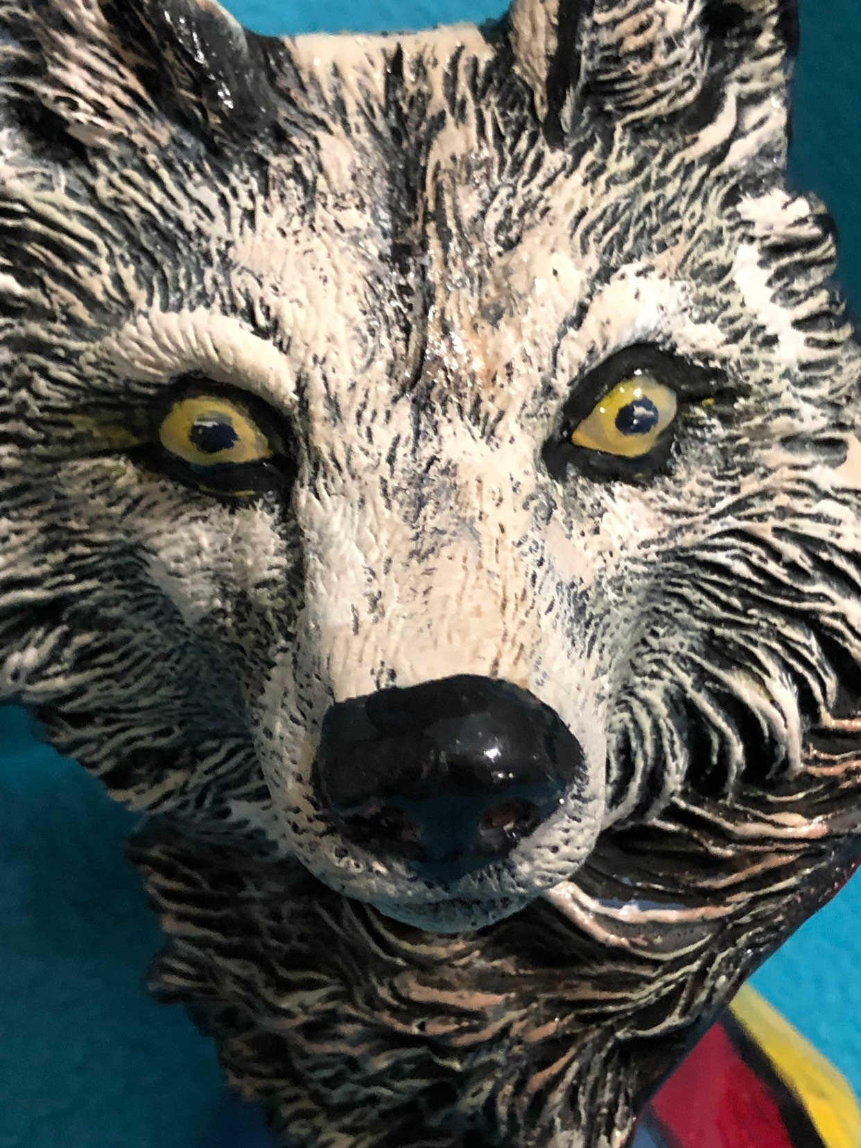 ceramic wolf statue