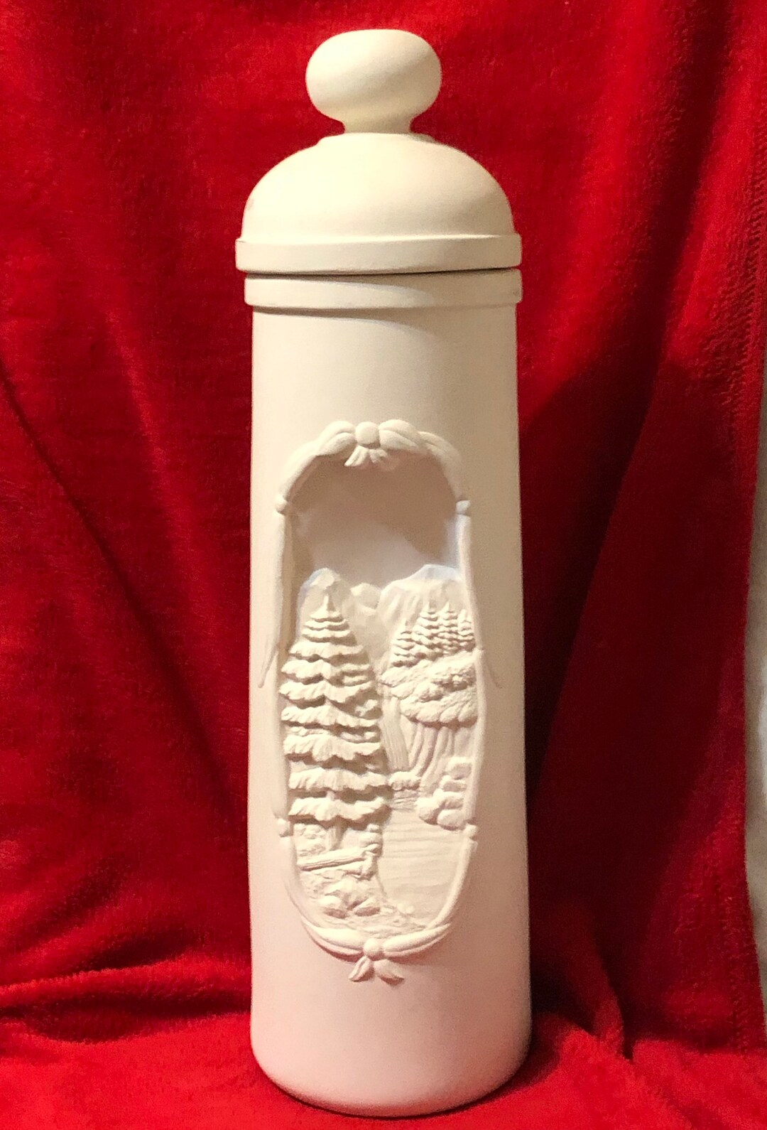 2 Piece Ceramic Toilet Paper Holder With Outdoor Scene in Bisque Ready to Paint by