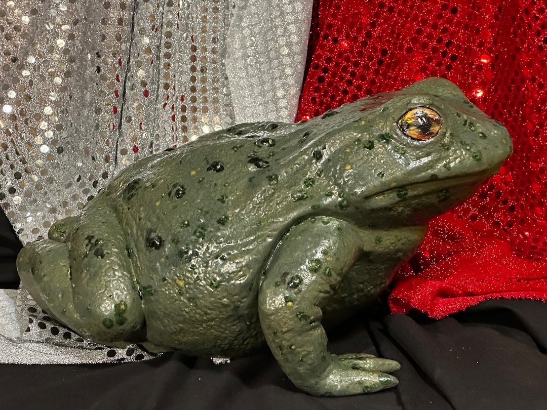 rip caswell ブロンズ　置物　オブジェ　MADE IN USA 魚 Glazed Scioto Molds Life Size Large Frog by Jmdceramicsart - Etsy