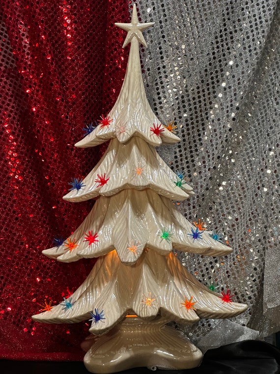 手作りの陶器製クリスマスツリー：レトロなお祭りの装飾 - 5ピースの