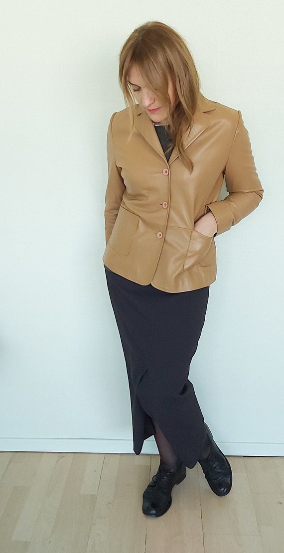 Vintage Minimalist Beige Italian Leather Jacket Smart Casual Luxurious Chic Coat EUR 36-38, US 6-8, UK 8-10