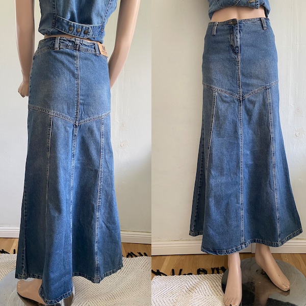 Vtg Y2K Blue Denim Long Godet Skirt, Size XS-S,  D-32, NL-32, GB-6, F-34, I-38