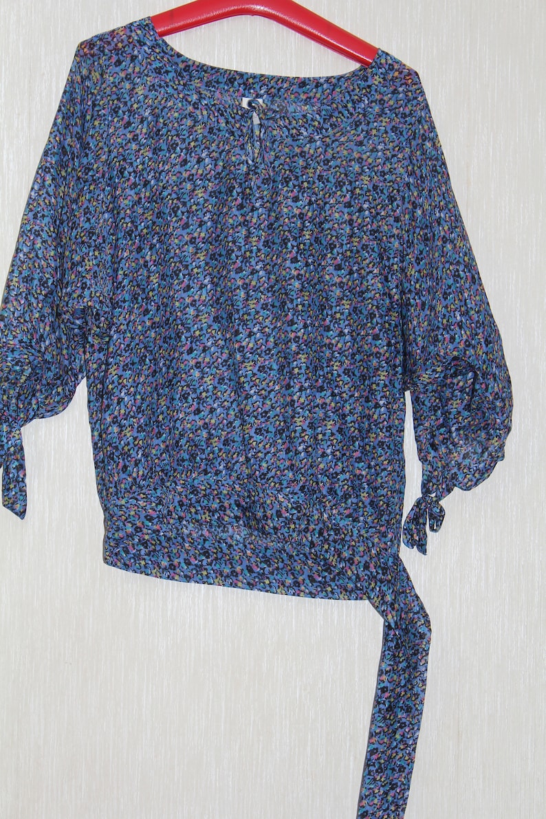 Vintage blouse 1990s blouse Summer blouse Vintage Floral Blouse Retro blouse oversize