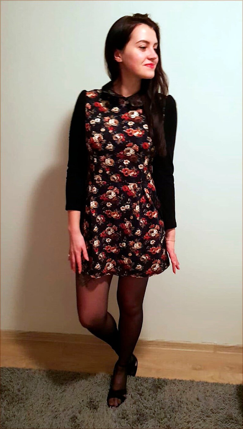 Mini Dress Size M Long Sleeves Dress Flower Dress Relaxed Fit Floral Dress