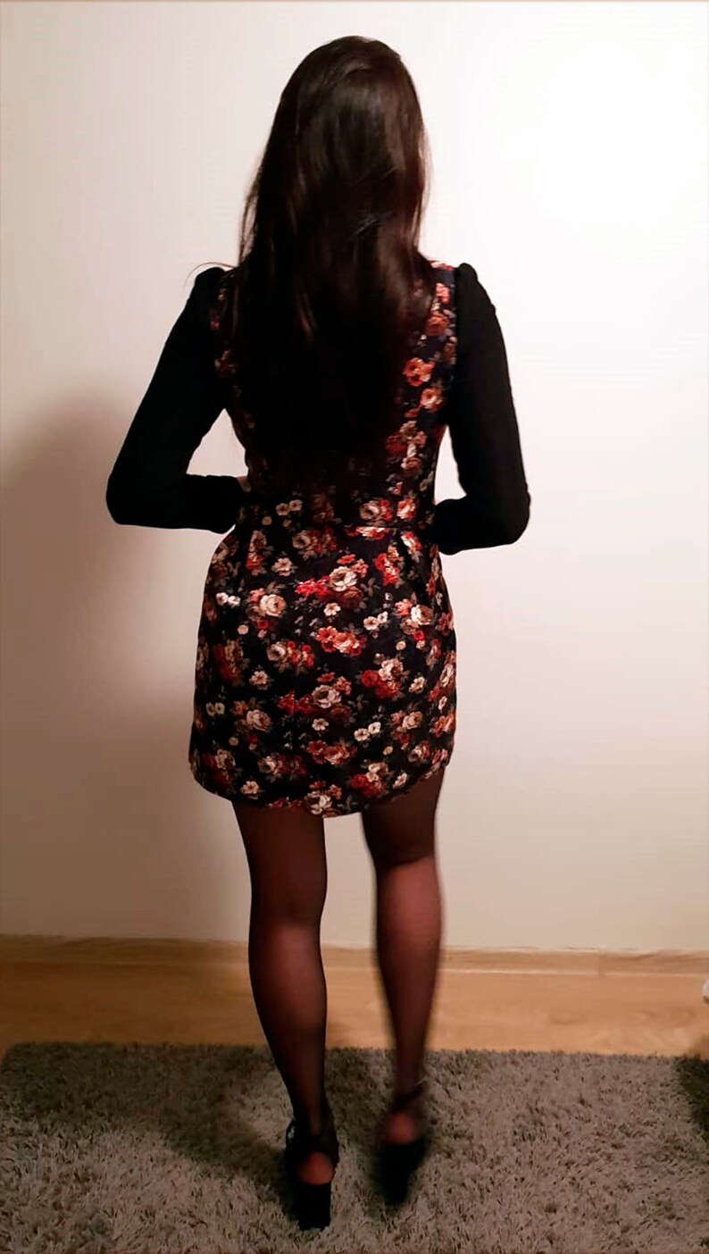 Mini Dress Size M Long Sleeves Dress Flower Dress Relaxed Fit Floral Dress