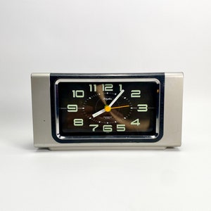 Vintage Rhythm Wecker Table Clock / Transistor Alarm / Retro Desk Clock / Retro Alarm Clock / Retro Clocks / Alarm Clock / Japan / '70s image 3
