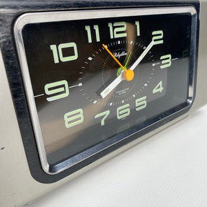 Vintage Rhythm Wecker Table Clock / Transistor Alarm / Retro Desk Clock / Retro Alarm Clock / Retro Clocks / Alarm Clock / Japan / '70s image 10