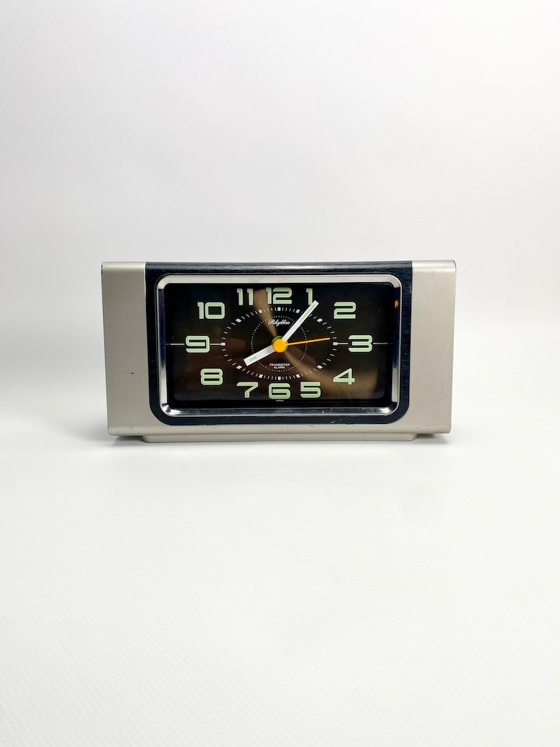 Vintage Rhythm Wecker Table Clock / Transistor Alarm / Retro Desk Clock / Retro Alarm Clock / Retro Clocks / Alarm Clock / Japan / '70s image 3