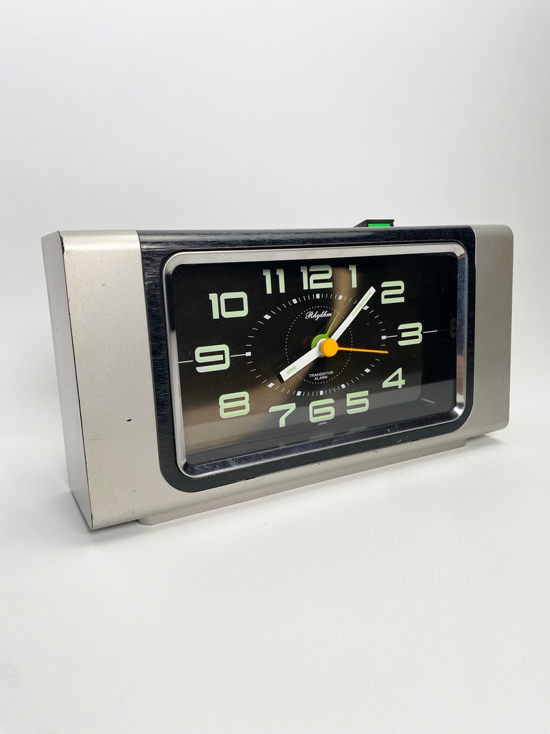 Vintage Rhythm Wecker Table Clock / Transistor Alarm / Retro Desk Clock / Retro Alarm Clock / Retro Clocks / Alarm Clock / Japan / '70s image 6