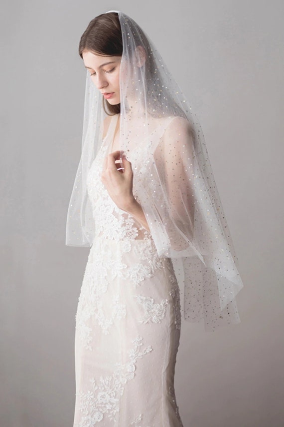 Two Tier Ivory Lace Short Bridal Veils Mid Length Wedding Veil ACC1065 –  SheerGirl