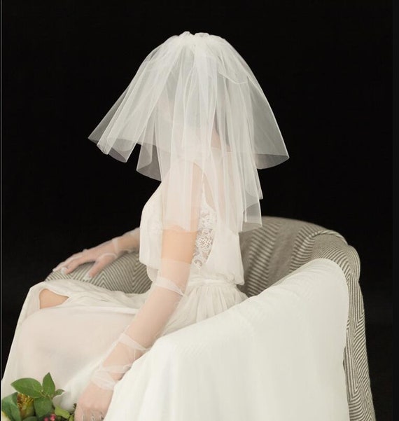 White Veil Short Tulle With Comb Wedding Veils