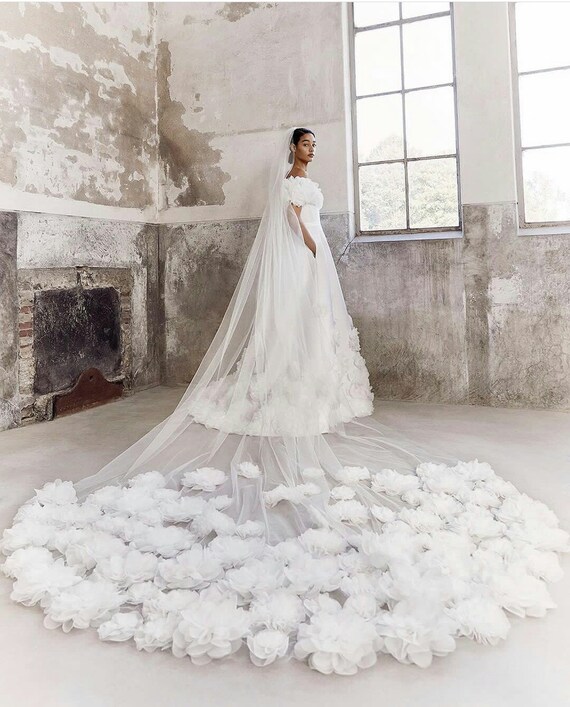 Long Wedding Veil With Handmade Flowers 
