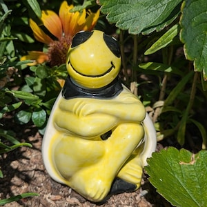 Ceramic Plant Watering Spike - Bumble Bee (with Removeable Head) - Self-Watering Irrigation Stake for Gardens and Houseplants