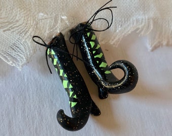 Dollhouse Miniature Witch Boots Halloween Decor, 1:12 Scale, Dollhouse Holiday, Halloween Mini, Witch Mini
