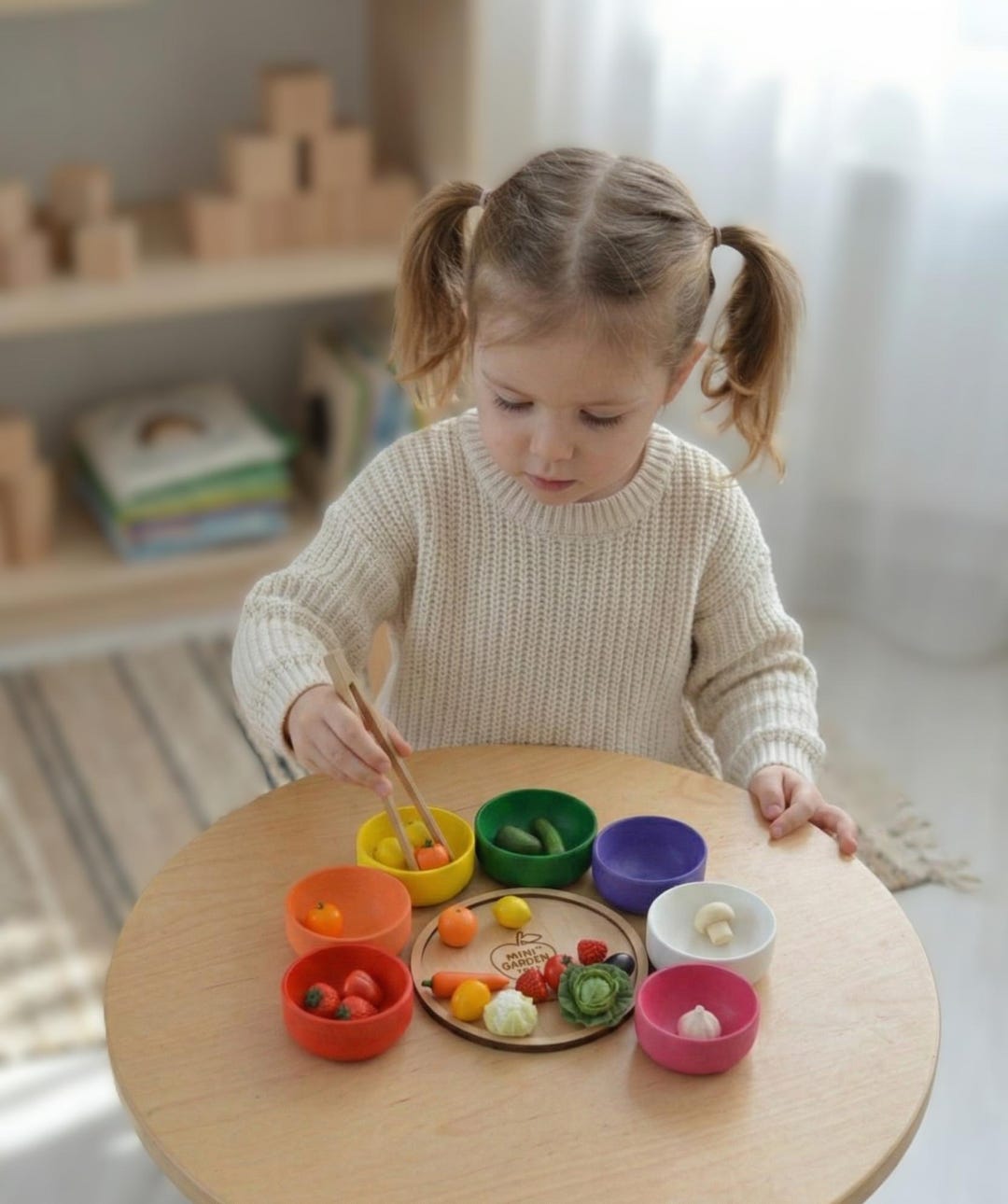 Montessori Color Sorting Activity With Wooden Plates and Tweezers ...