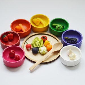 Colors sorting set with miniature vegetables Wooden Montessori toys Rainbow Color Sorting Bowls Color learning toy