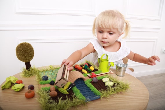 Details about   New Educational Pretend Play Mat Garden set WITH 5 ACCESSORIES 