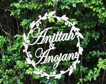 Personalised Wreath Wooden Name Plaque,Home Decor ，Nursery Decor Wedding Sign ，Wooden Wall Name