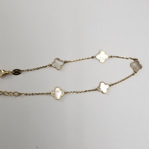 14K Gold Mother of Pearl Clover Bracelet
