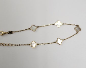 Pulsera de trébol de nácar de oro de 14 quilates
