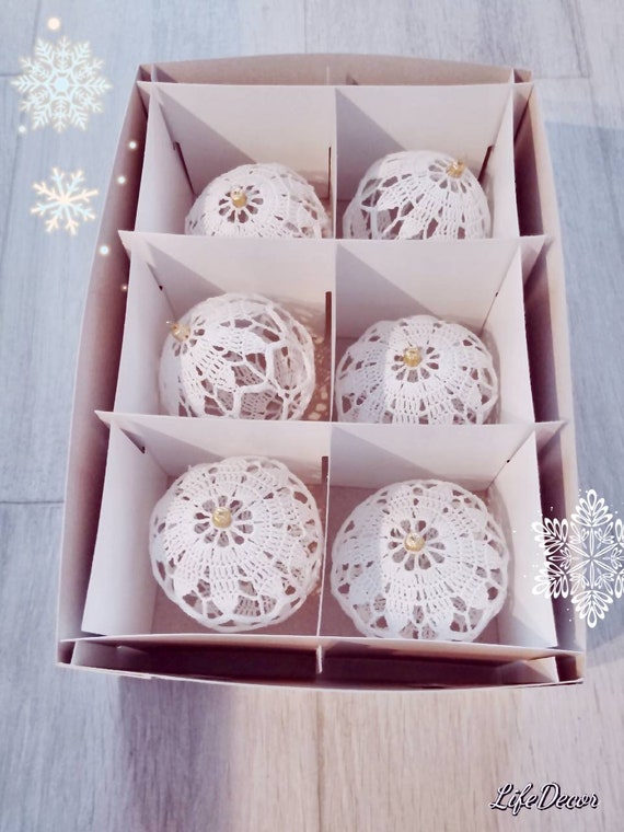 Handmade crochet christmas balls - for christmas tree, christmas decoration, white balls, cotton yarn, lace, rustic decoration, set, gift