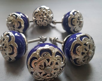 Vintage French chic Door Knobs Louis White with Silver filigree design by Vintage