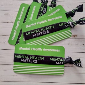 Mental Health Matters-stropdas op Mental Health Awareness-kaart groen-elastische stropdas/armband- doorgeven aan vrienden, familie, klas, werk