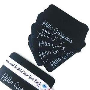 Oltre 10 biglietti stampati - SOLO CARTE - Nero con bianco - Ciao stupendo - piccolo regalo, porta fiocco, porta elastici per capelli, - 3,25" x 2", cartoncino spesso e pesante