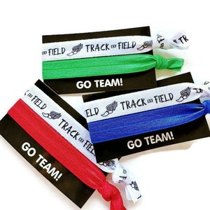 Kaart met Track and Field-stropdas en stropdas met accent - GO TEAM-kaart - armbanden of haarelastiekjes - kies teamkleuren - glitter of effen