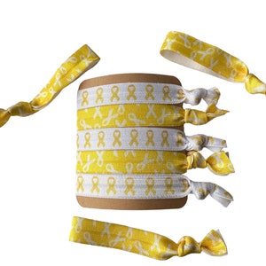 Conjunto de presente de 5 peças - Conscientização sobre o Câncer - Fitas amarelas/douradas - Infância, criança, sarcoma, suicídio, Embalado em cartão com embalagem de celofane