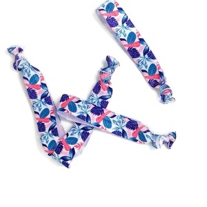 5 oder 10 Haargummis / Armbänder, Haargummis- tropisch, rosa, echt, marineblau Palmenblätter, Haargummi, Haargummi, Armband, elastische Krawatte- Hawaiian