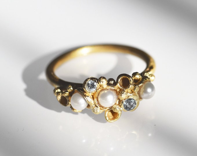 Ocean Treasure - gouden ring met parels en topazen