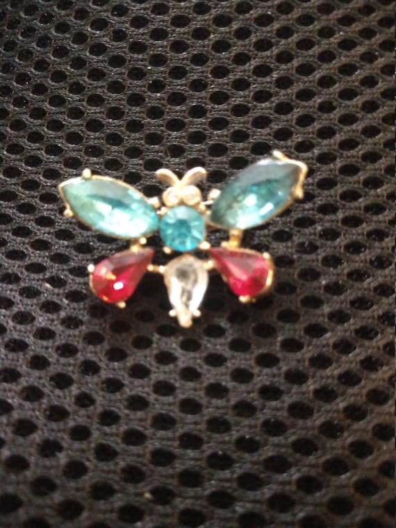 Coro Vintage adorable Butterfly Pin!