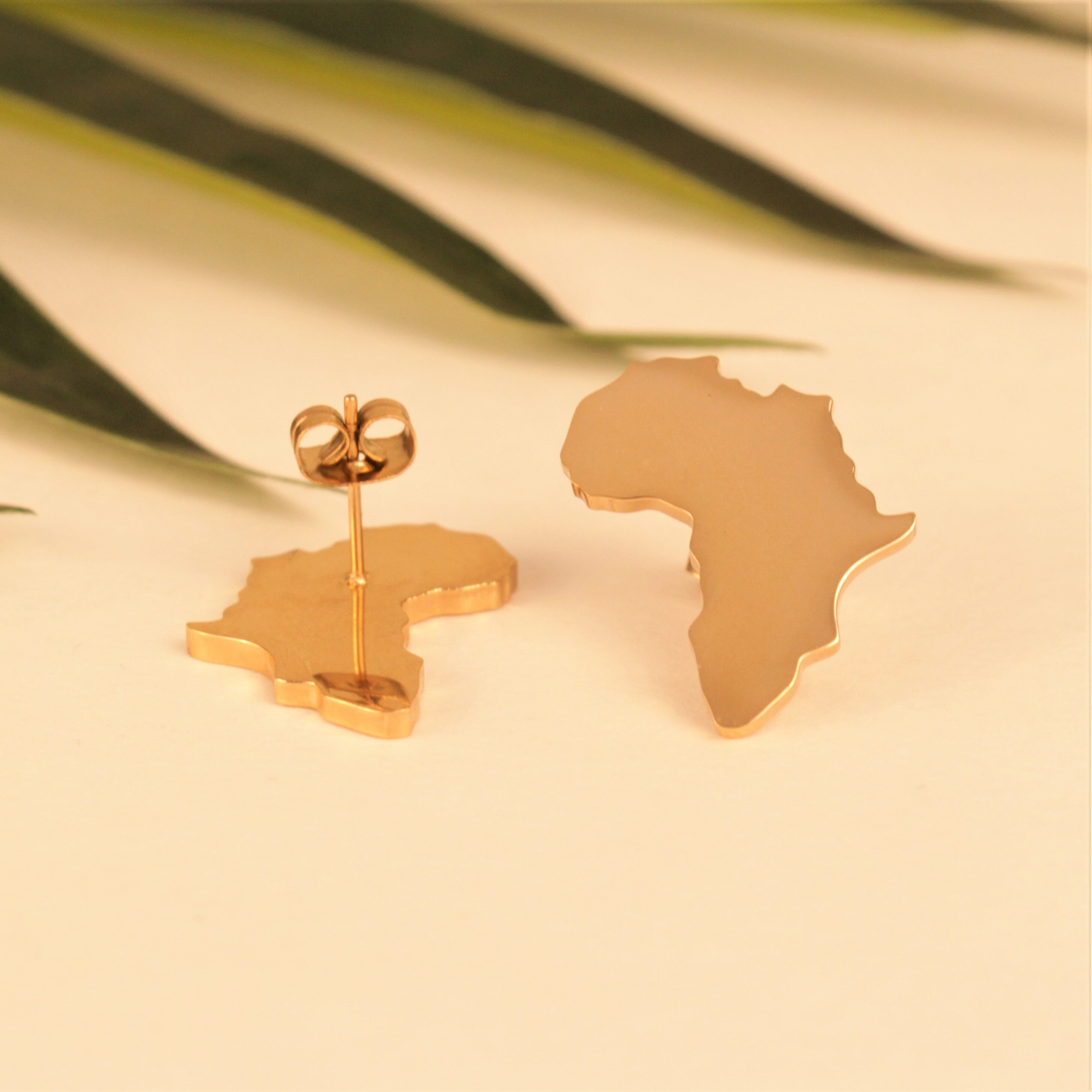 Africa shaped outlet earrings wholesale