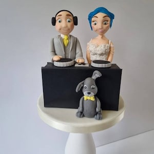 Bride and Groom Wedding Cake Toppers, DJ stand