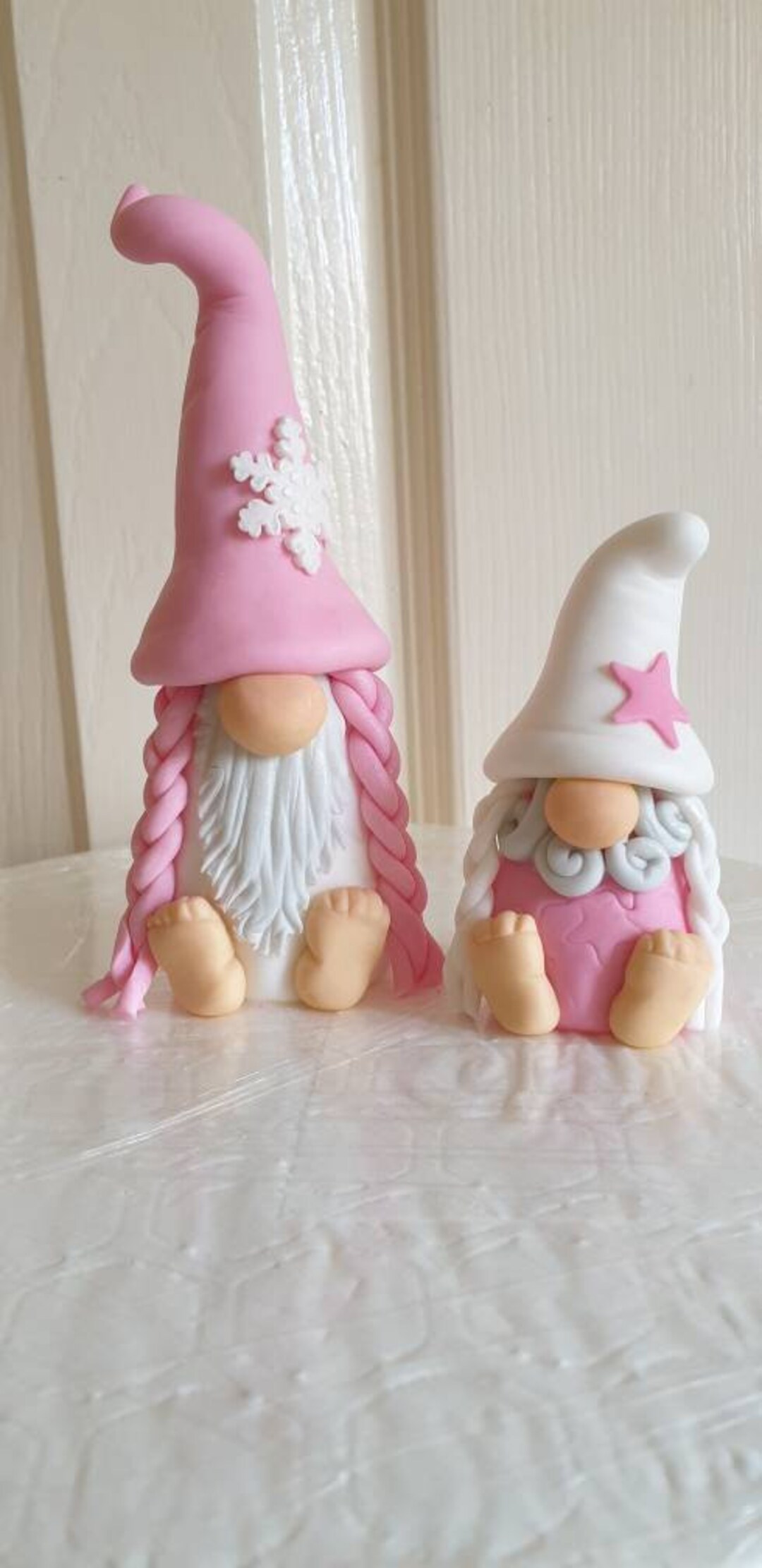 Christmas Gonk Cupcake Topper – Handgefertigte Deko Für Weihnachtsgebäck