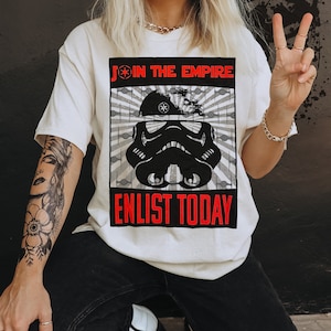 Tritt dem Imperium bei !: ENLIST TODAY -Erste Bestellung Star Wars Shirt One of a Kind mit Death Star in Helm geätzt