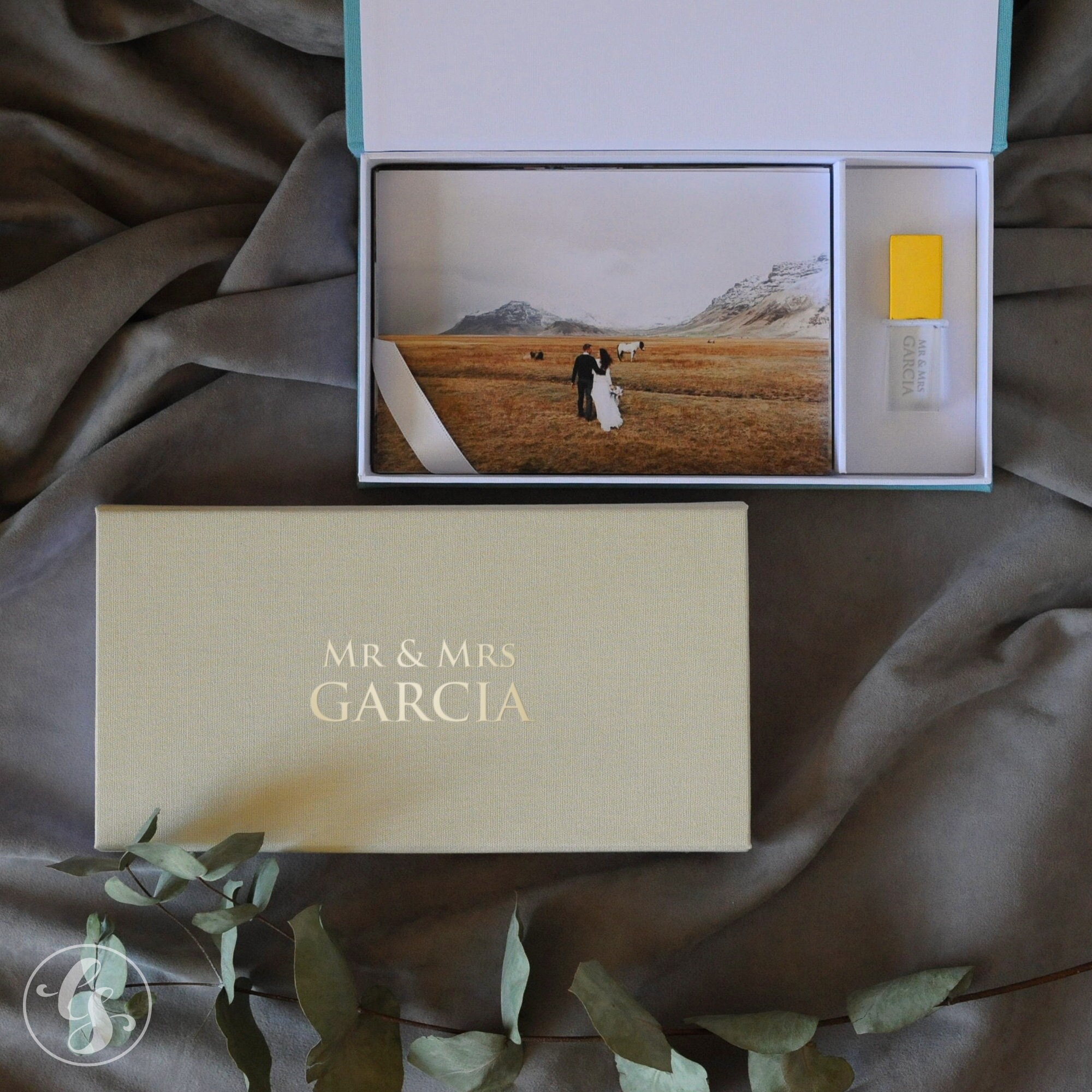Wedding Photo Storage Box 4x6, 5x7, 6x8 , Personalized Linen Photo