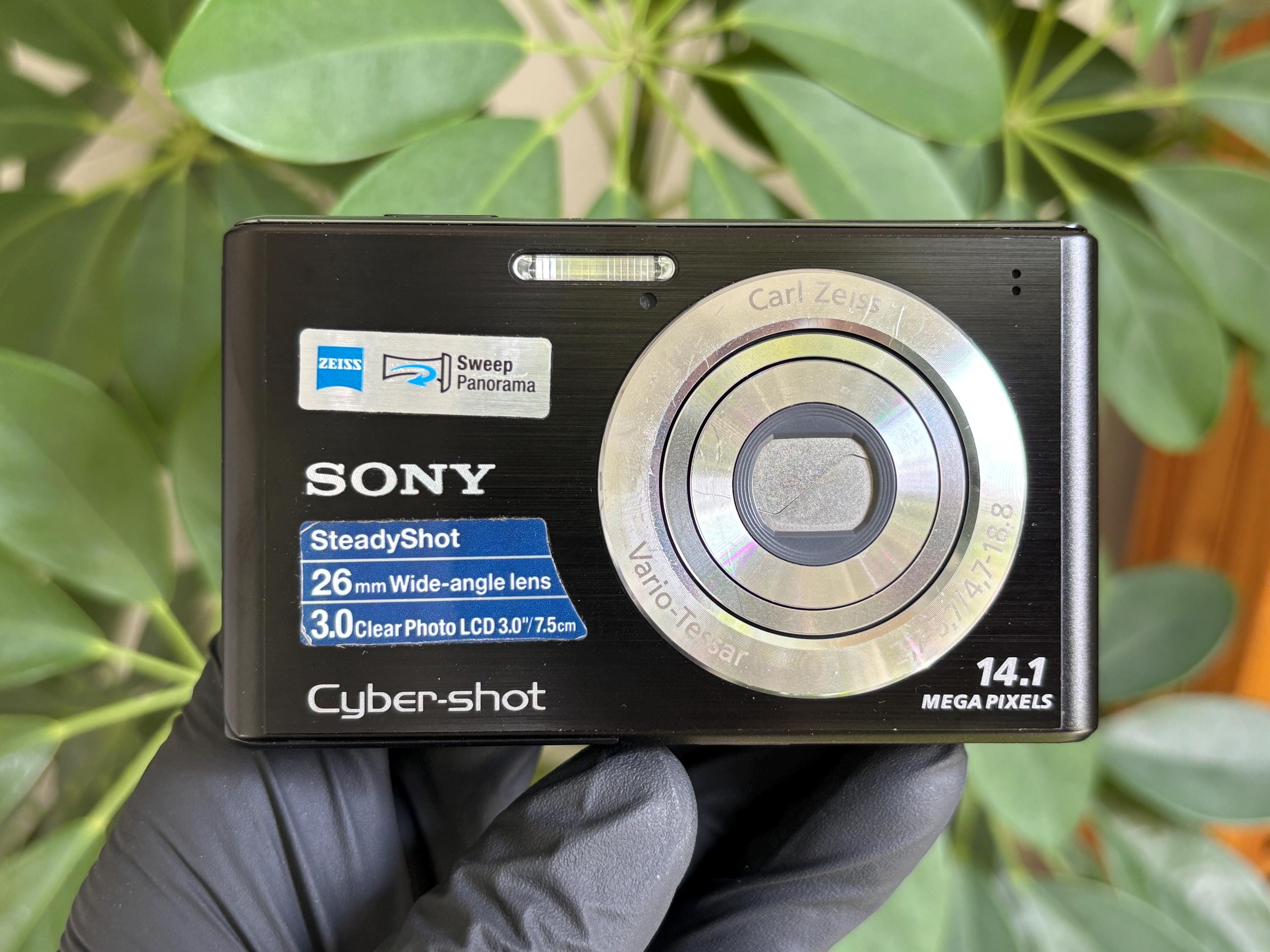 Nice! Tested! Digital Camera SONY Cyber-shot DSC-W550 - 14.1mp CCD 