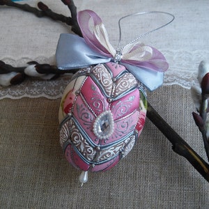 Easter egg decor Quilted ornaments Easter tree Easter hanging decor Vintage Easter eggs Spring home decor Easter gift Easter egg ornaments