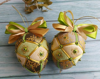 Zestaw 2 pisanek z materiału, ozdoby pikowane, dekoracja jajek, dekoracja wielkanocna wiosenna, rustykalne jajka, choinka wielkanocna, ozdoba wisząca wielkanocna, zestaw pisanek z materiału