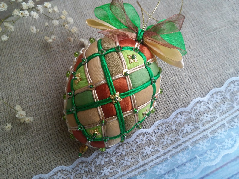 Hanging spring Easter decoration Easter eggs decor Rustic Easter eggs Easter hanging ornament Easter tree decorations Quilted ornaments