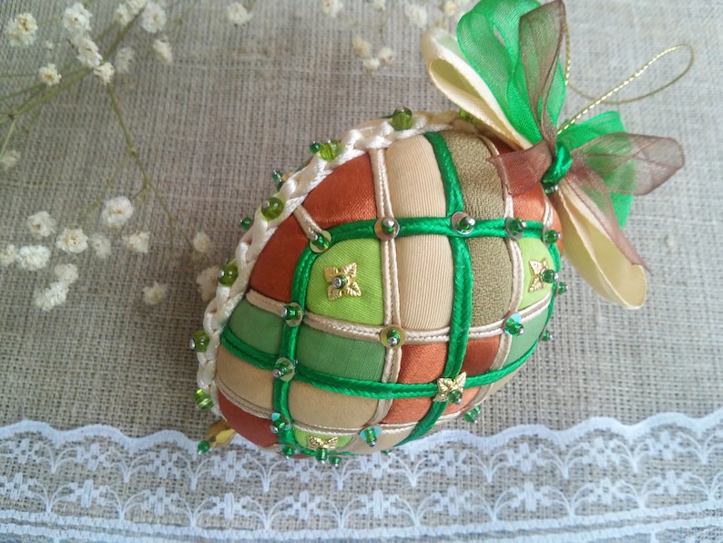 Hanging spring Easter decoration Easter eggs decor Rustic Easter eggs Easter hanging ornament Easter tree decorations Quilted ornaments