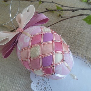 Hanging spring Easter tree decoration Quilted ornaments Easter hanging ornament Shebby style chic Easter spring decor Easter egg ornaments