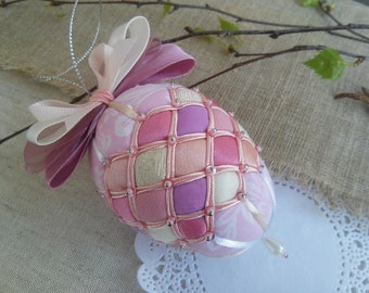 Hanging spring Easter tree decoration Quilted ornaments Easter hanging ornament Shebby style chic Easter spring decor Easter egg ornaments