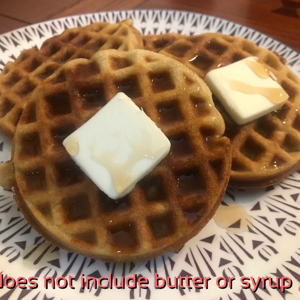 KETO WAFFLES!! 2 Net Carbs Each! 4 waffles in an order. Choose a flavor: Original, Maple, Blueberry, Strawberry, Banana Nut, Chocolate Chip.