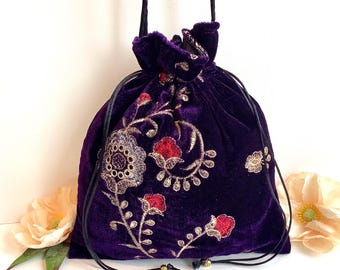 Bolso bandolera de terciopelo morado bordado: bolso de noche hecho a mano