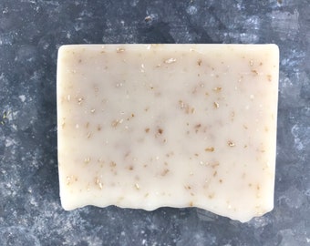 Sapone artigianale alla farina d'avena e lavanda, sapone naturale, sapone vegano