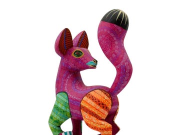 Handgeschnitzte hölzerne Fuchs-Skulptur - Handbemalte Volkskunst-Tierdekor